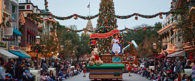 holiday parade with lights